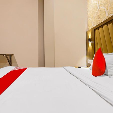 Super Hotel O Homestay Andheri East Mumbai Exterior photo