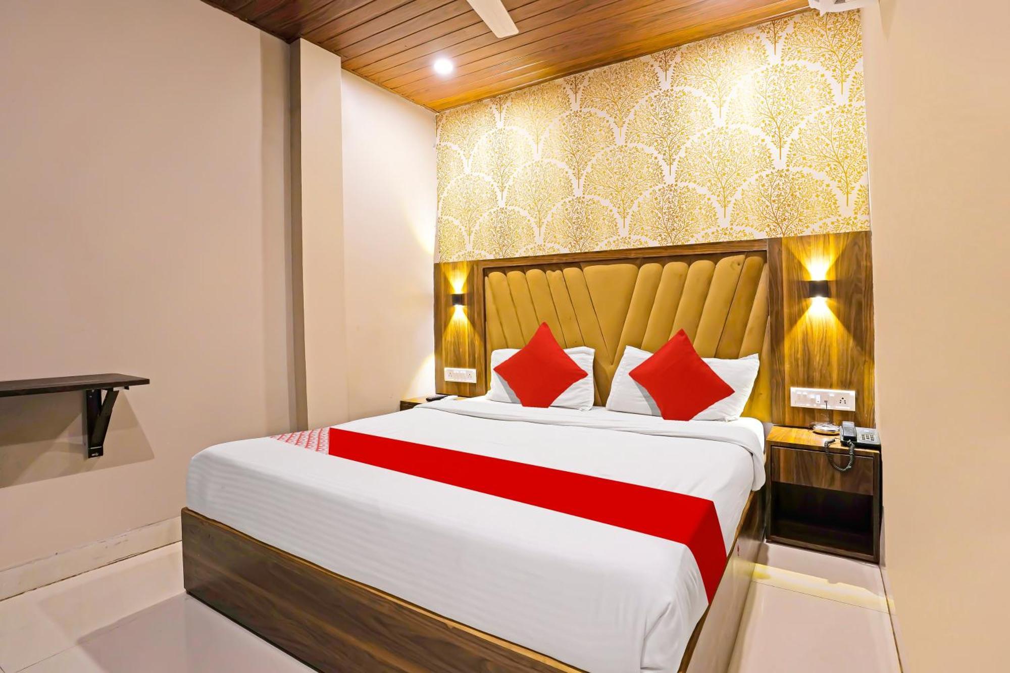 Super Hotel O Homestay Andheri East Mumbai Exterior photo